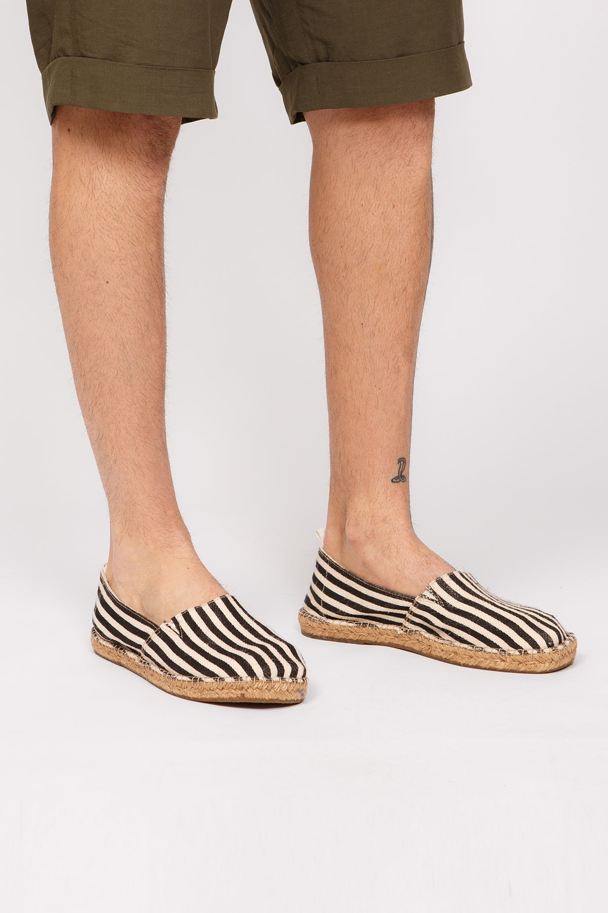 Espadrillas - Espadrillas in juta riga nera