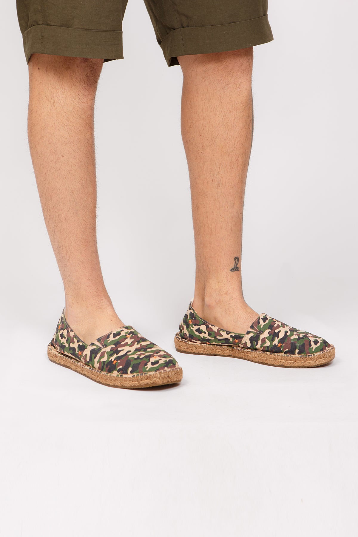 Espadrillas - Espadrillas in juta fantasia militare