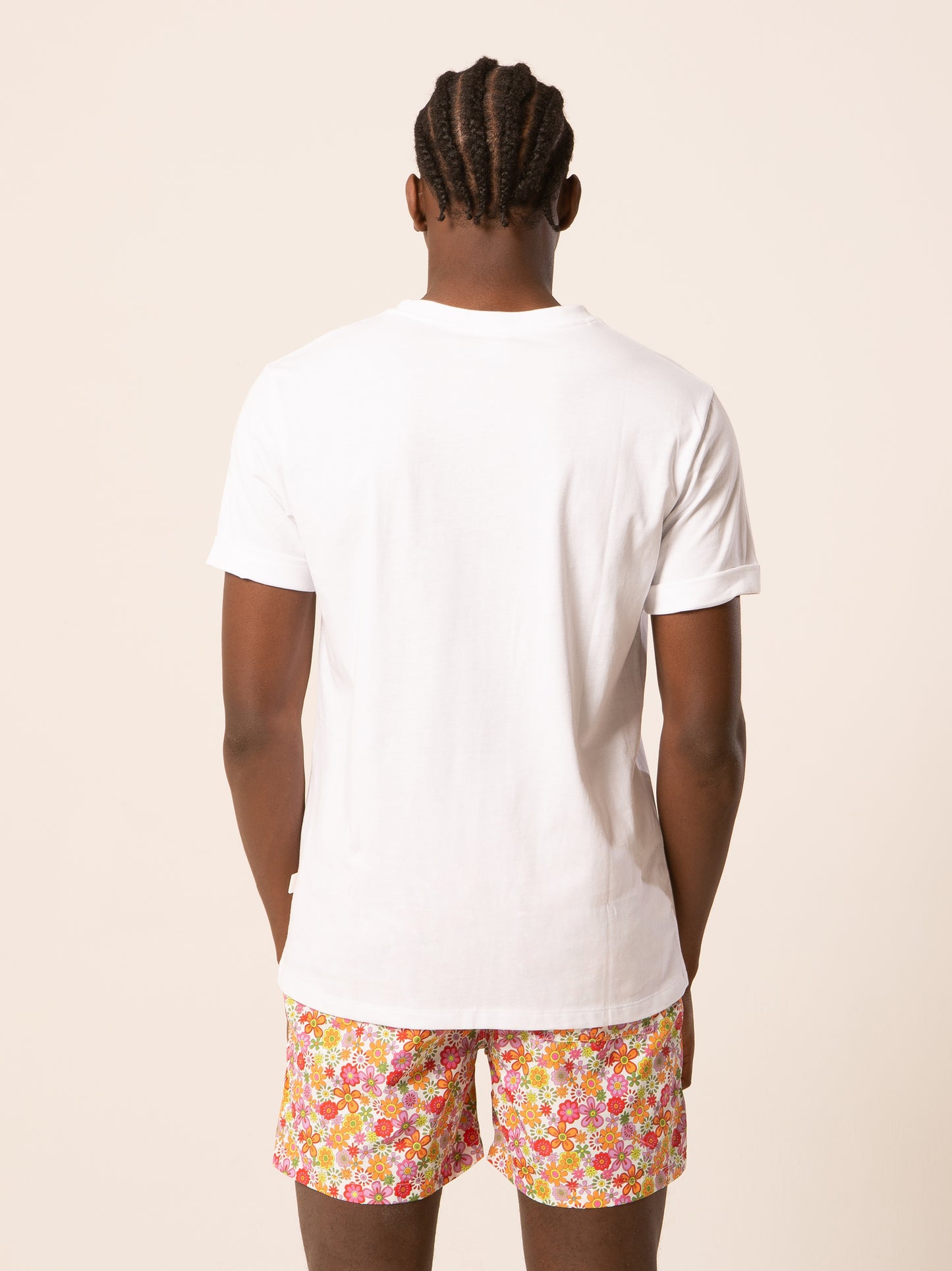 Hippie- T-shirt bianca fantasia logo floreale